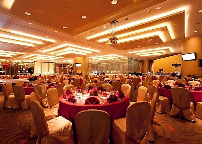 Sands 5*